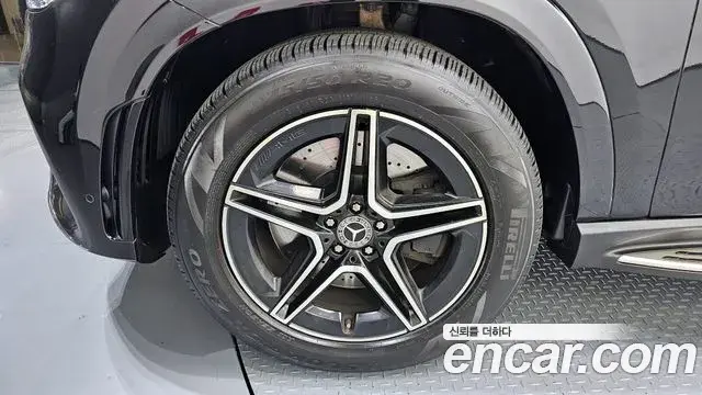 Mercedes-Benz GLE-Class 2021 — Şəkil 5/34