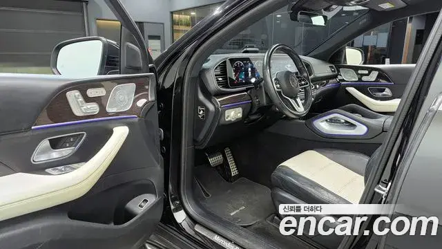 Mercedes-Benz GLE-Class 2021 — Şəkil 18/34