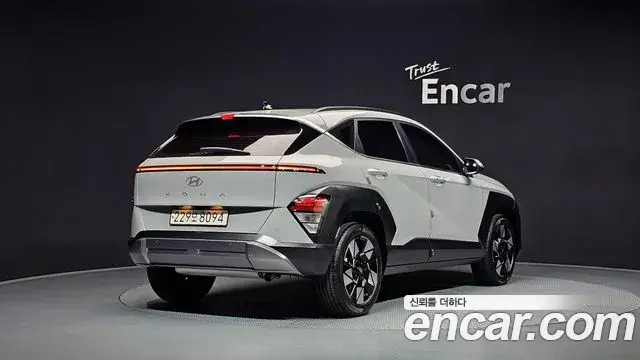 Hyundai Kona Hybrid 2024 — ფოტო 17/20