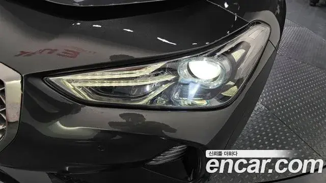 Genesis G70 2019 — Photo 20/37