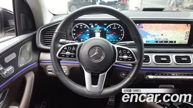 Mercedes-Benz GLE-Class 2022 — Фото 13/20