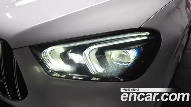 Mercedes-Benz GLE-Class 2022 — Фото 20/20