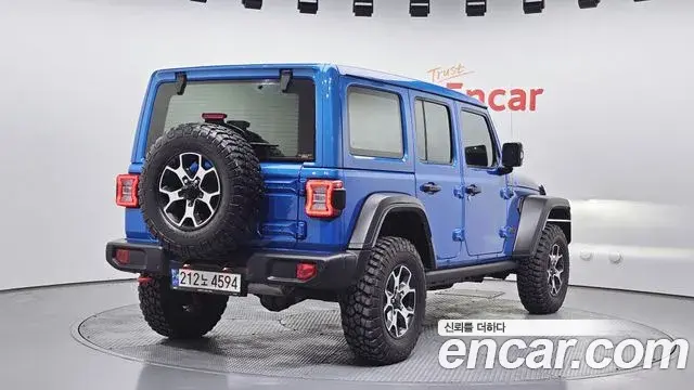 Jeep Wrangler 2023 — Şəkil 17/20