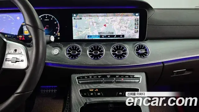 Mercedes-Benz CLS-Class 2021 — Photo 34/36