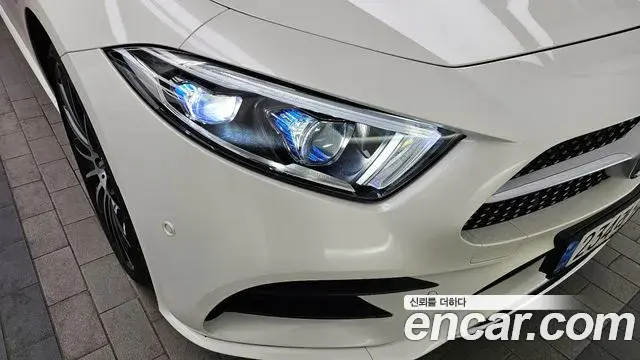Mercedes-Benz CLS-Class 2021 — Photo 21/36