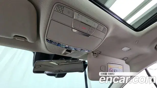 Mercedes-Benz CLS-Class 2021 — Photo 36/36
