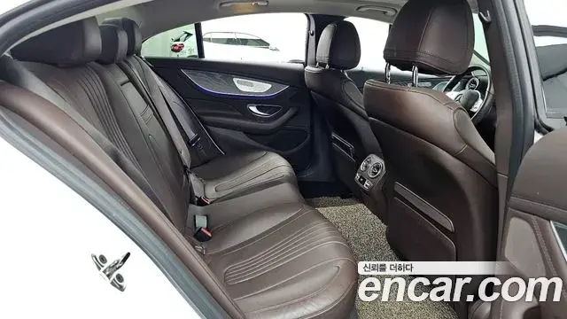 Mercedes-Benz CLS-Class 2021 — Photo 29/36