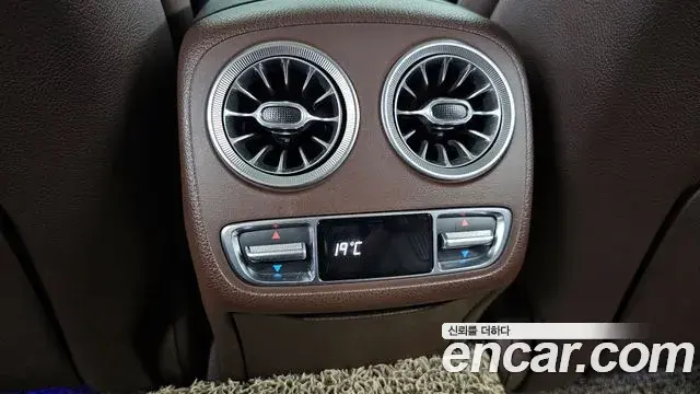 Mercedes-Benz CLS-Class 2021 — Photo 8/36