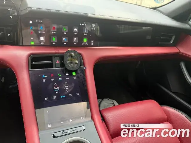 Porsche Taycan 2025 — ფოტო 12/20