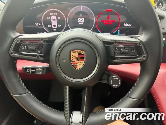 Porsche Taycan 2025 — ფოტო 3/20