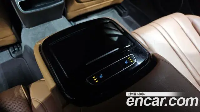 Genesis G80 2021 — Photo 3/32
