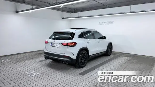 Mercedes-Benz GLA-Class 2023 — Фото 1/20