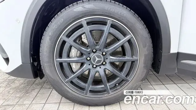 Mercedes-Benz GLA-Class 2023 — Фото 4/20