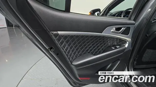 Genesis G70 2019 — Şəkil 13/34