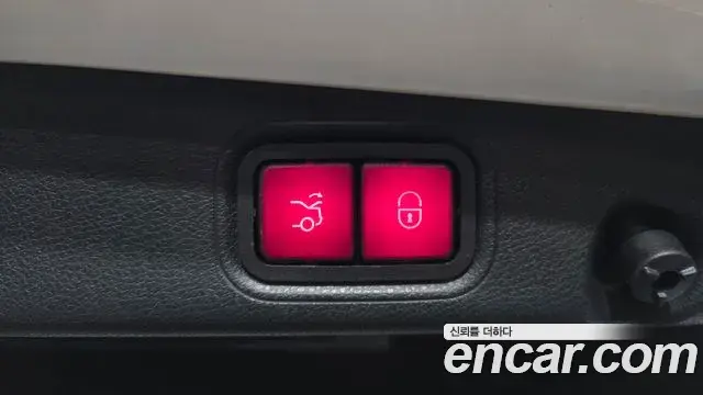 Mercedes-Benz E-Class 2019 — ფოტო 22/30