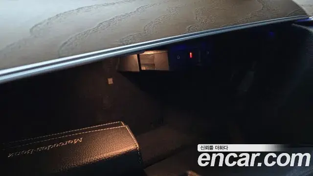 Mercedes-Benz E-Class 2019 — ფოტო 4/30