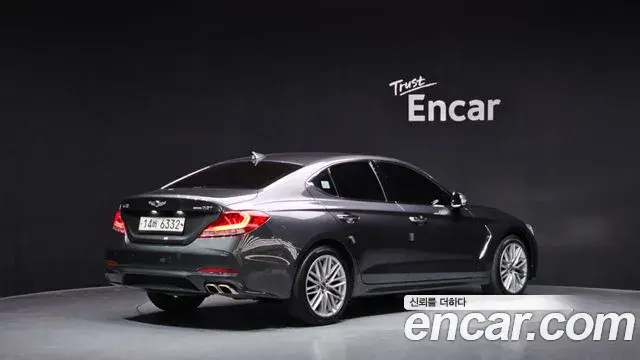 Genesis G70 2019 — ფოტო 29/34