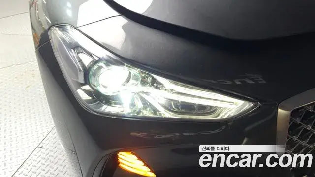Genesis G70 2019 — ფოტო 20/34