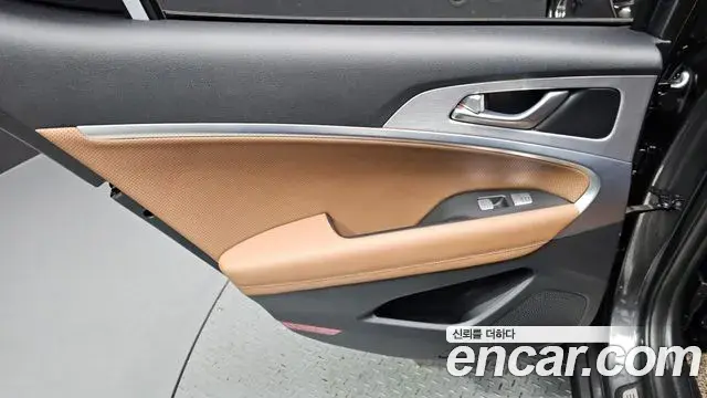 Genesis G70 2019 — ფოტო 11/34