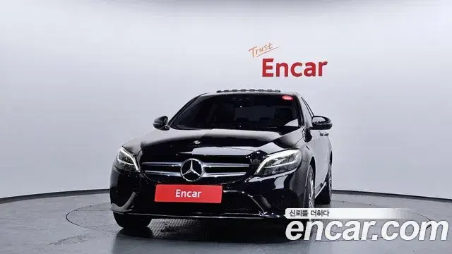 Mercedes-Benz C-Class 2020 — Фото 3/20