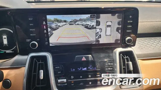 Kia Sorento 2021 — Şəkil 14/16