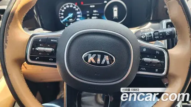 Kia Sorento 2021 — Şəkil 8/16