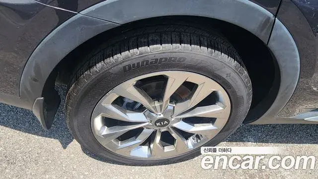 Kia Sorento 2021 — Şəkil 15/16