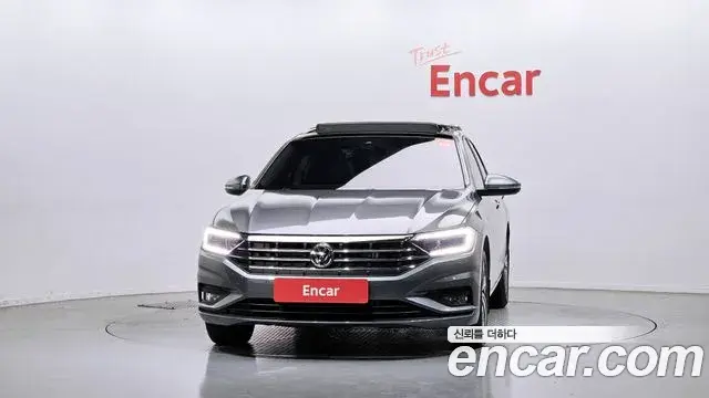 Volkswagen Jetta 2021 — Photo 14/34