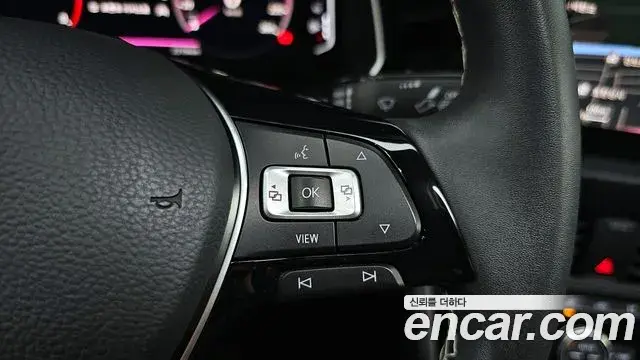 Volkswagen Jetta 2021 — Photo 18/34