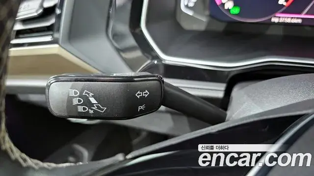 Volkswagen Jetta 2021 — Photo 5/34