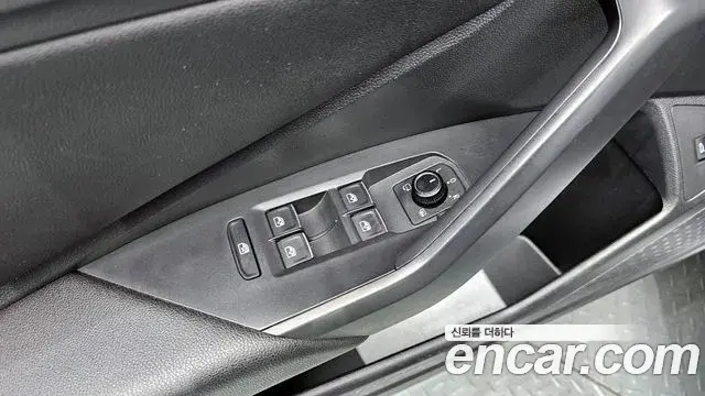 Volkswagen Jetta 2021 — Photo 2/34