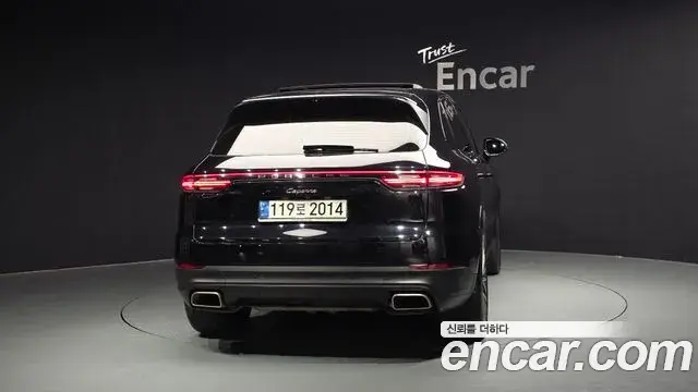 Porsche Cayenne 2020 — Фото 4/20