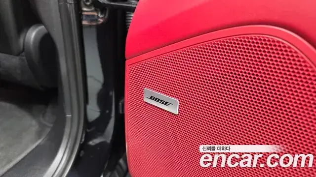 Porsche Cayenne 2020 — Şəkil 21/41