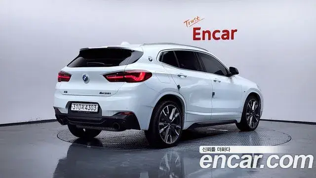 BMW X2 2022 — Фото 1/20