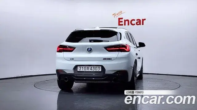 BMW X2 2022 — Фото 3/20