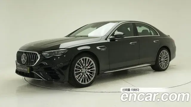 Mercedes-Benz E-Class 2025 — Photo 1/20