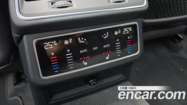 Audi A6 2021 — Şəkil 13/32