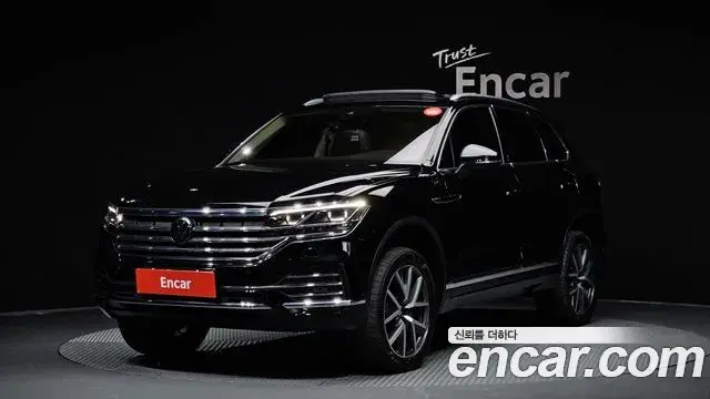 Volkswagen Touareg 2023 — Photo 20/33