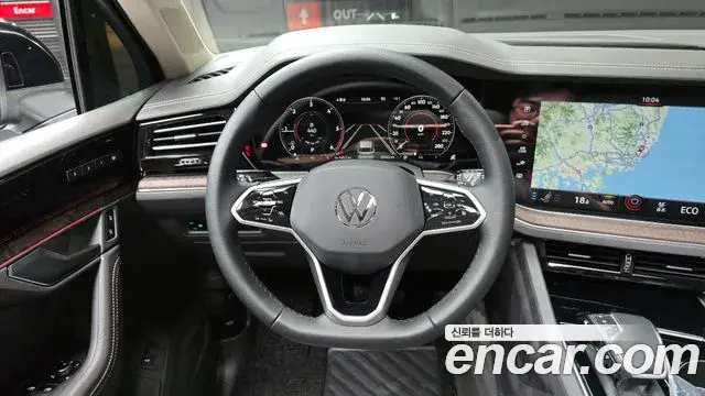 Volkswagen Touareg 2023 — Photo 4/33