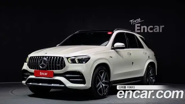 Mercedes-Benz GLE-Class 2021 — Photo 1/33
