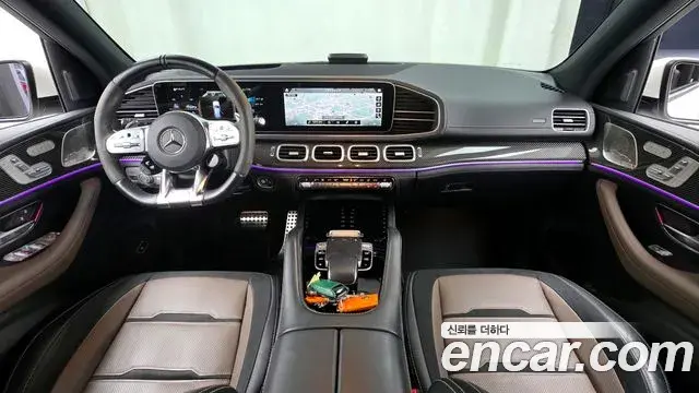 Mercedes-Benz GLE-Class 2021 — Photo 7/33