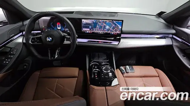 BMW 5 Series 2025 — Фото 11/20