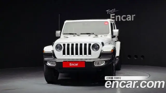 Jeep Wrangler 2023 — Фото 2/20