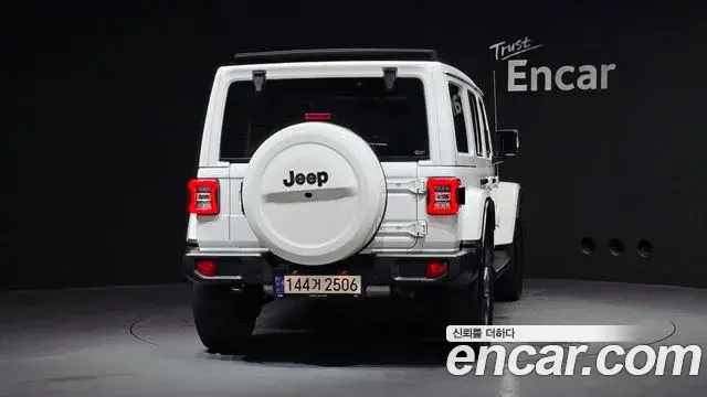 Jeep Wrangler 2023 — Фото 3/20