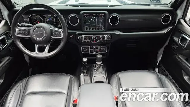 Jeep Wrangler 2023 — Фото 10/20