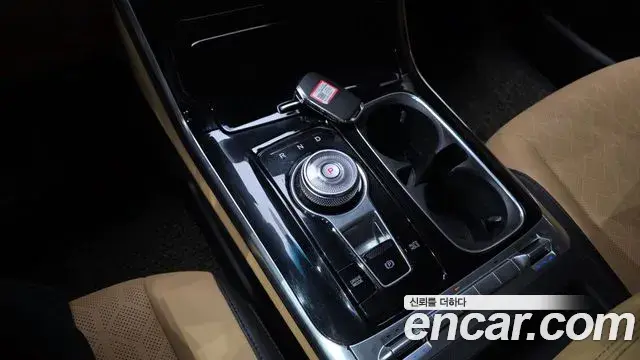 Kia Carnival 2023 — Фото 9/20