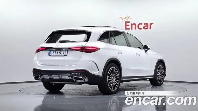 Mercedes-Benz GLC-Class 2025 — Фото 2/20