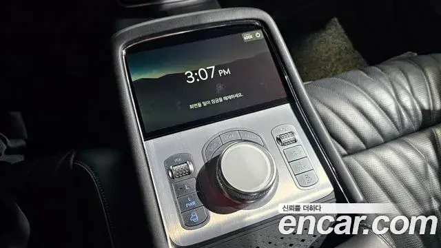 Genesis G90 2022 — Photo 9/41