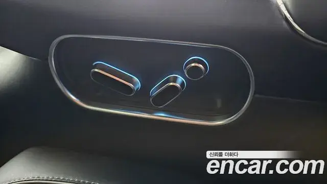 Genesis G90 2022 — Photo 5/41
