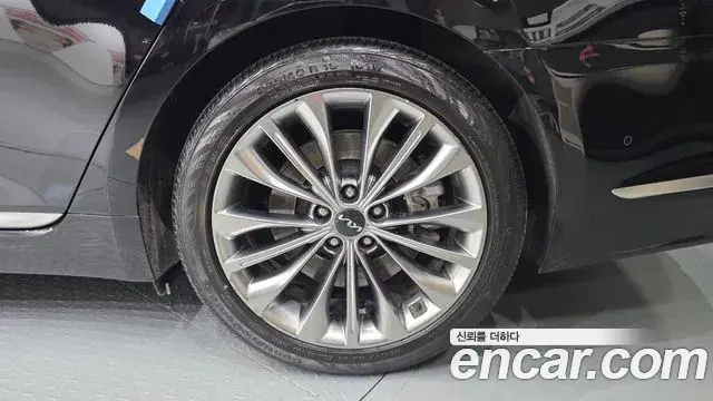 Kia The K9 2023 — Şəkil 18/36